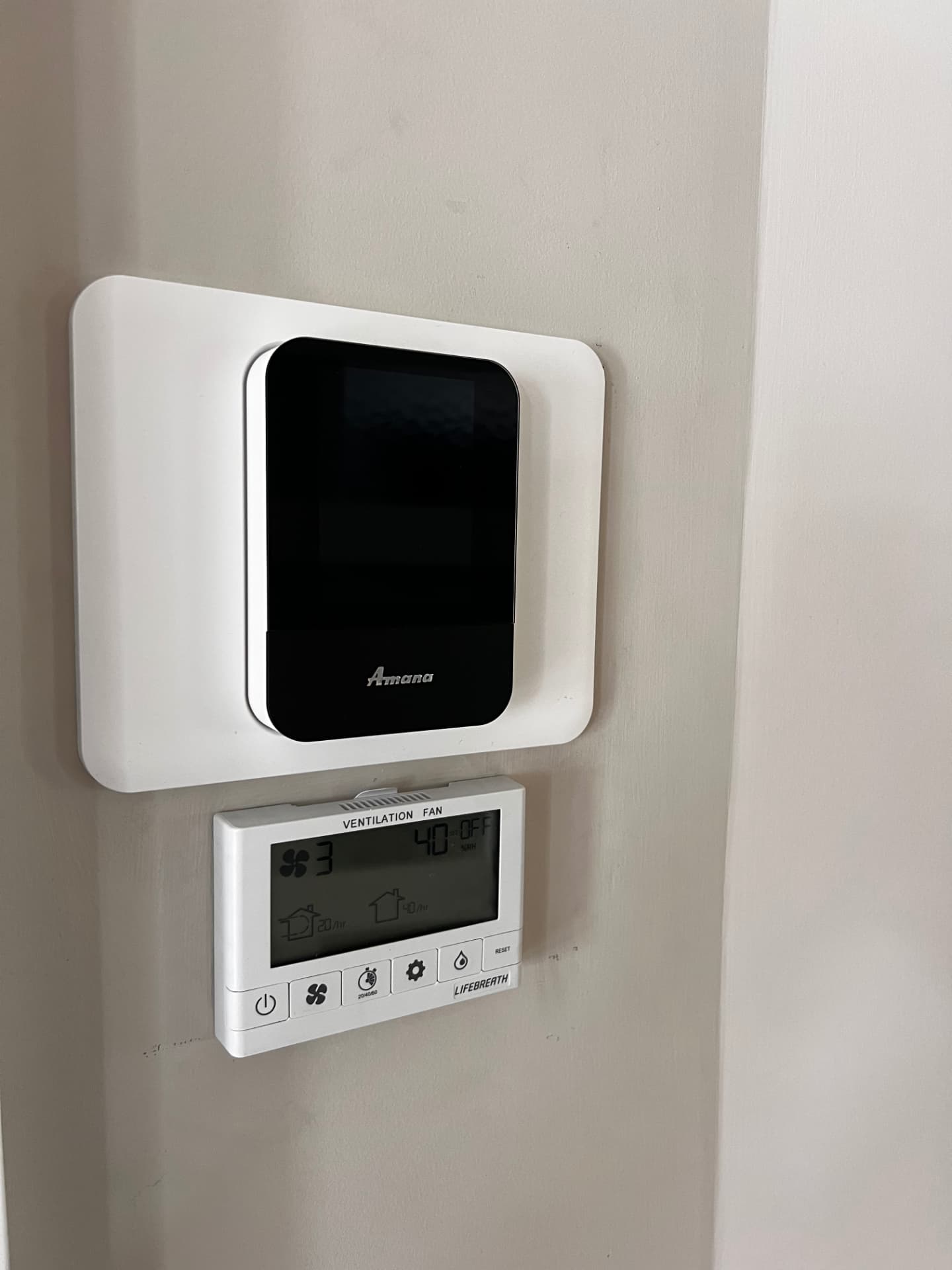 Nouveau thermostat Amana après son installation